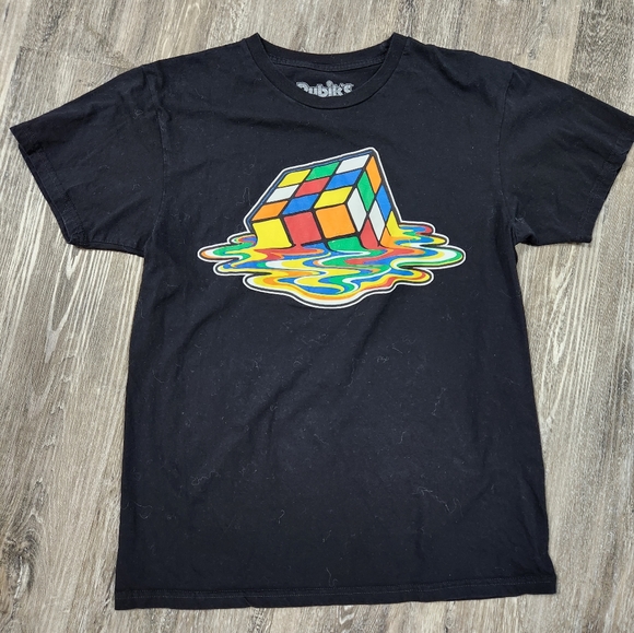 Awesome RUBIKS cube melted cube T shirt. - Picture 1 of 4